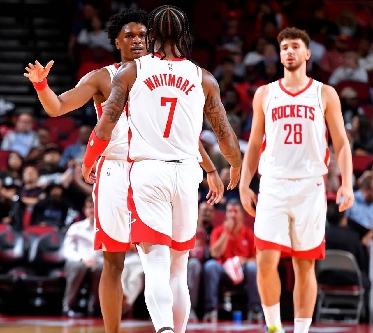 小法：我吃着爆米花看阿森纳vs拜仁，这场比赛能学到很多东西（小法：边吃爆米花边看阿森纳对拜仁，这场比赛让我收获颇丰）