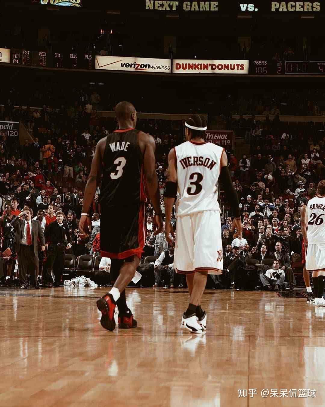 突发！阿诺德左腿受伤离场 皇马防线遭遇重创（阿诺德左腿伤退，皇马后防遭重击）