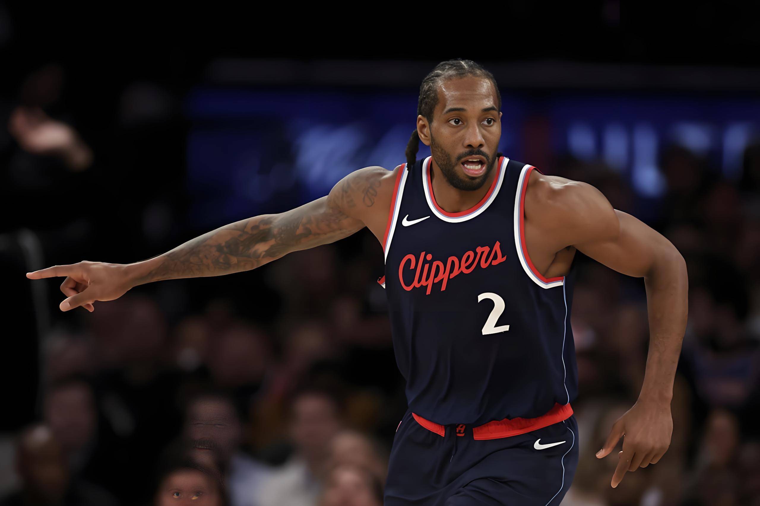 亚精英赛半场：陈威屡献神扑力保城池，海港0-0柔佛新山（亚精英赛半场：陈威高接低挡稳住阵脚，海港0-0暂平柔佛新山）