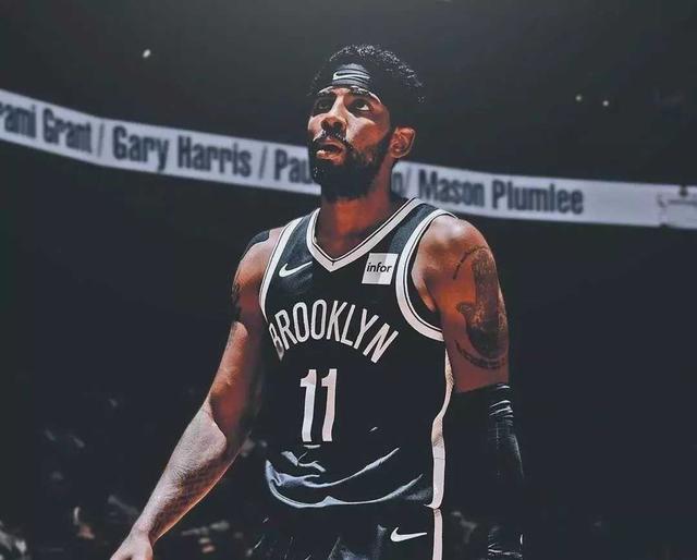 曼联明晨客战狼队，取胜可跃居第六（曼联明晨客场挑战狼队，赢球可升至第六位）